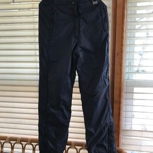 Ski Pants. Black. Women’s size 10.